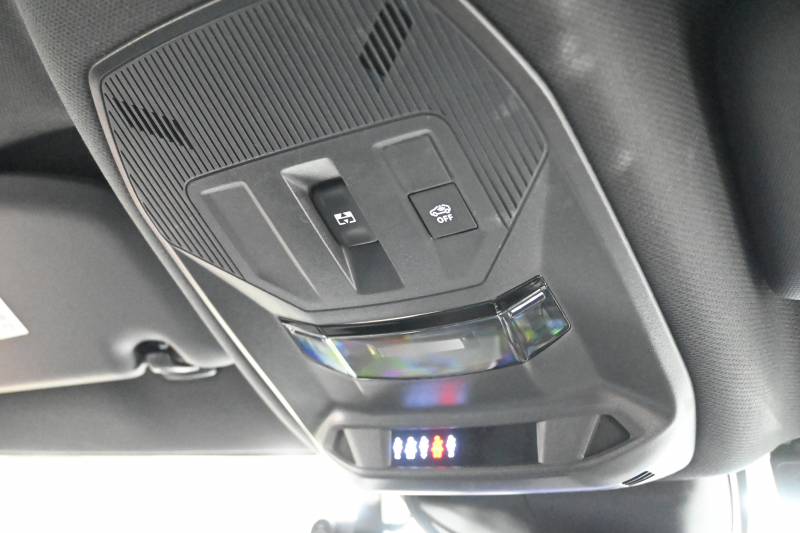 プジョー 308 GTﾌﾞﾙｰHDi ﾌﾞﾙｰﾅｯﾊﾟｴﾃﾞｨｼｮﾝ　200台限定特別仕様車 ACC Pｽﾀ ECO ﾌﾞﾙｰﾅｯﾊﾟ革 ﾊﾟﾉﾗﾏSR 純正ﾀｯﾁｽｸﾘｰﾝ ﾅﾋﾞ CarPlay FOCALｽﾋﾟｰｶｰ 360ｶﾒﾗ ﾏﾄﾘｸｽLEDﾗｲﾄ　新車保証継承可