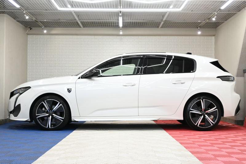 プジョー 308 GTﾌﾞﾙｰHDi ﾌﾞﾙｰﾅｯﾊﾟｴﾃﾞｨｼｮﾝ　200台限定特別仕様車 ACC Pｽﾀ ECO ﾌﾞﾙｰﾅｯﾊﾟ革 ﾊﾟﾉﾗﾏSR 純正ﾀｯﾁｽｸﾘｰﾝ ﾅﾋﾞ CarPlay FOCALｽﾋﾟｰｶｰ 360ｶﾒﾗ ﾏﾄﾘｸｽLEDﾗｲﾄ　新車保証継承可