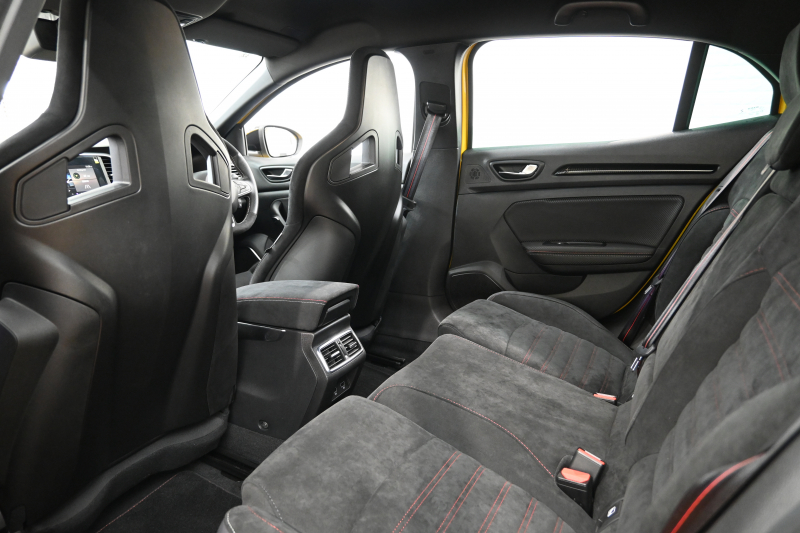 ルノー メガーヌ RSﾄﾛﾌｨｰ 6MT　ACC RECARO製ｾﾐﾊﾞｹｯﾄｼｰﾄ 純正ﾀｯﾁｽｸﾘｰﾝ Bluetoothｵｰﾃﾞｨｵ CarPlay Bｶﾒﾗ 前後ﾊﾟｰｷﾝｸﾞｾﾝｻｰ 19ｲﾝﾁ鍛造AW ﾌﾞﾚﾝﾎﾞ製ﾚｯﾄﾞｷｬﾘﾊﾟｰ LEDﾍｯﾄﾞﾗｲﾄ　2年保証付