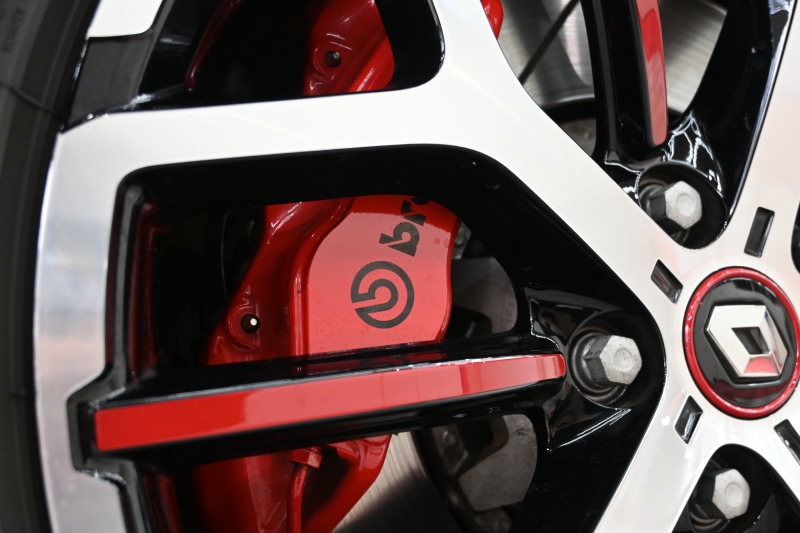 ルノー メガーヌ RSﾄﾛﾌｨｰ 6MT　ACC RECARO製ｾﾐﾊﾞｹｯﾄｼｰﾄ 純正ﾀｯﾁｽｸﾘｰﾝ Bluetoothｵｰﾃﾞｨｵ CarPlay Bｶﾒﾗ 前後ﾊﾟｰｷﾝｸﾞｾﾝｻｰ 19ｲﾝﾁ鍛造AW ﾌﾞﾚﾝﾎﾞ製ﾚｯﾄﾞｷｬﾘﾊﾟｰ LEDﾍｯﾄﾞﾗｲﾄ　2年保証付