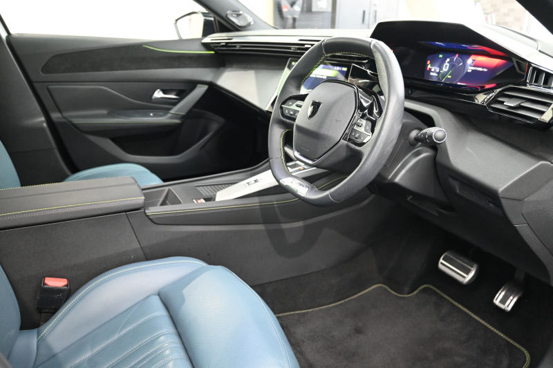 プジョー 308 GTﾌﾞﾙｰHDi ﾌﾞﾙｰﾅｯﾊﾟｴﾃﾞｨｼｮﾝ　200台限定特別仕様車 ACC Pｽﾀ ECO ﾌﾞﾙｰﾅｯﾊﾟ革 ﾊﾟﾉﾗﾏSR 純正ﾀｯﾁｽｸﾘｰﾝ ﾅﾋﾞ CarPlay FOCALｽﾋﾟｰｶｰ 360ｶﾒﾗ ﾏﾄﾘｸｽLEDﾗｲﾄ　2年保証付