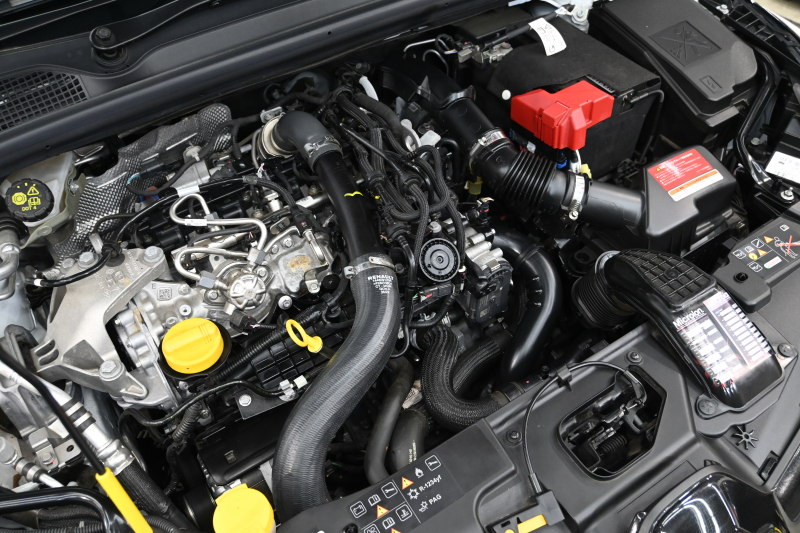 ルノー ルーテシア ｲﾝﾃﾝｽ ﾌﾟﾗｽ　ACC Pｽﾀ ECO機能 黒革ｼｰﾄ ｼｰﾄﾋｰﾀｰ ﾚｻﾞｰｽﾃｱ 純正ﾀｯﾁｽｸﾘｰﾝ CarPlay Bｶﾒﾗ LEDﾗｲﾄ ｱﾝﾋﾞｴﾝﾄﾗｲﾄ　2年保証付