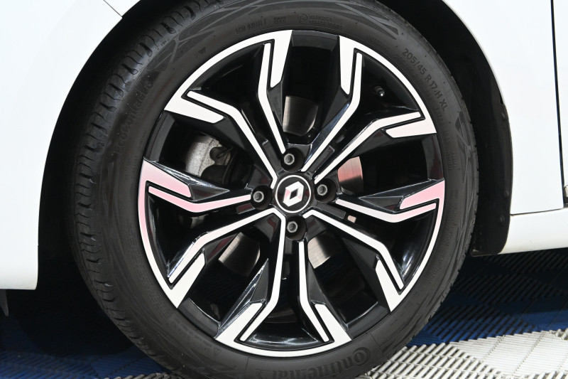 ルノー ルーテシア ｲﾝﾃﾝｽ ﾌﾟﾗｽ　ACC Pｽﾀ ECO機能 黒革ｼｰﾄ ｼｰﾄﾋｰﾀｰ ﾚｻﾞｰｽﾃｱ 純正ﾀｯﾁｽｸﾘｰﾝ CarPlay Bｶﾒﾗ LEDﾗｲﾄ ｱﾝﾋﾞｴﾝﾄﾗｲﾄ　2年保証付