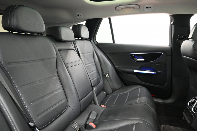 メルセデスベンツ Cクラス C220d 4MATIC ｵｰﾙﾃﾚｲﾝ ﾚｻﾞｰｴｸｽｸﾙｰｼﾌﾞ　ACC Pｽﾀ ECO 黒革 ﾊﾟﾉﾗﾏｻﾝﾙｰﾌ MBUXﾅﾋﾞTV 360ｶﾒﾗ CarPlay ﾍｯﾄﾞｱｯﾌﾟD 純正18ｲﾝﾁAW　2年保証付