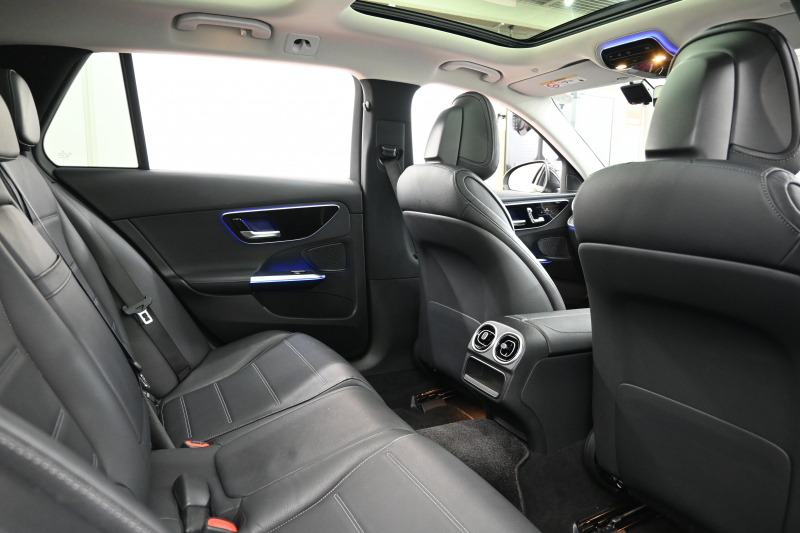 メルセデスベンツ Cクラス C220d 4MATIC ｵｰﾙﾃﾚｲﾝ ﾚｻﾞｰｴｸｽｸﾙｰｼﾌﾞ　ACC Pｽﾀ ECO 黒革 ﾊﾟﾉﾗﾏｻﾝﾙｰﾌ MBUXﾅﾋﾞTV 360ｶﾒﾗ CarPlay ﾍｯﾄﾞｱｯﾌﾟD 純正18ｲﾝﾁAW　2年保証付