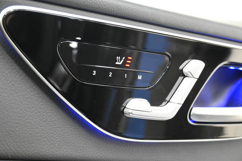 メルセデスベンツ Cクラス C220d 4MATIC ｵｰﾙﾃﾚｲﾝ ﾚｻﾞｰｴｸｽｸﾙｰｼﾌﾞ　ACC Pｽﾀ ECO 黒革 ﾊﾟﾉﾗﾏｻﾝﾙｰﾌ MBUXﾅﾋﾞTV 360ｶﾒﾗ CarPlay ﾍｯﾄﾞｱｯﾌﾟD 純正18ｲﾝﾁAW　2年保証付