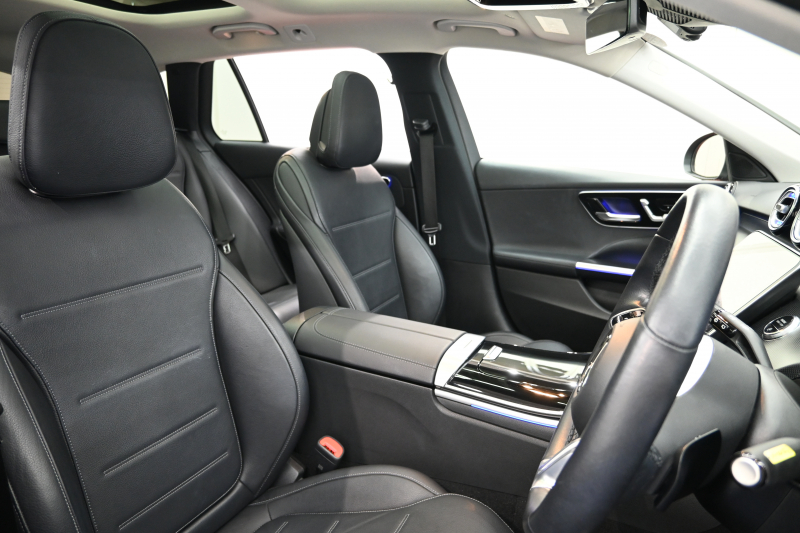 メルセデスベンツ Cクラス C220d 4MATIC ｵｰﾙﾃﾚｲﾝ ﾚｻﾞｰｴｸｽｸﾙｰｼﾌﾞ　ACC Pｽﾀ ECO 黒革 ﾊﾟﾉﾗﾏｻﾝﾙｰﾌ MBUXﾅﾋﾞTV 360ｶﾒﾗ CarPlay ﾍｯﾄﾞｱｯﾌﾟD 純正18ｲﾝﾁAW　2年保証付