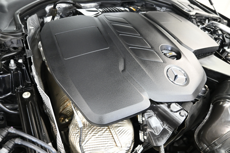 メルセデスベンツ Cクラス C220d 4MATIC ｵｰﾙﾃﾚｲﾝ ﾚｻﾞｰｴｸｽｸﾙｰｼﾌﾞ　ACC Pｽﾀ ECO 黒革 ﾊﾟﾉﾗﾏｻﾝﾙｰﾌ MBUXﾅﾋﾞTV 360ｶﾒﾗ CarPlay ﾍｯﾄﾞｱｯﾌﾟD 純正18ｲﾝﾁAW　2年保証付