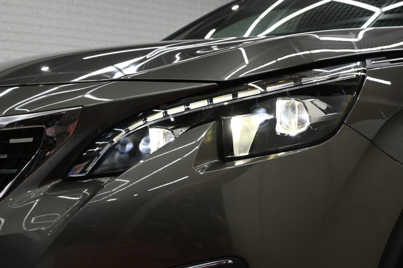 プジョー 3008 GT ﾌﾞﾙｰHDi ﾌｧｰｽﾄｸﾗｽPKG　Pｽﾀ ACC ﾅｯﾊﾟﾚｻﾞｰ ﾊﾟﾉﾗﾏSR 純正ﾀｯﾁｽｸﾘｰﾝ CarPlay ADVｺﾝﾄﾛｰﾙ I-COCKPIT 純正18ｲﾝﾁAW LEDﾗｲﾄ ｱﾝﾋﾞｴﾝｽﾗｲﾄ　2年保証付
