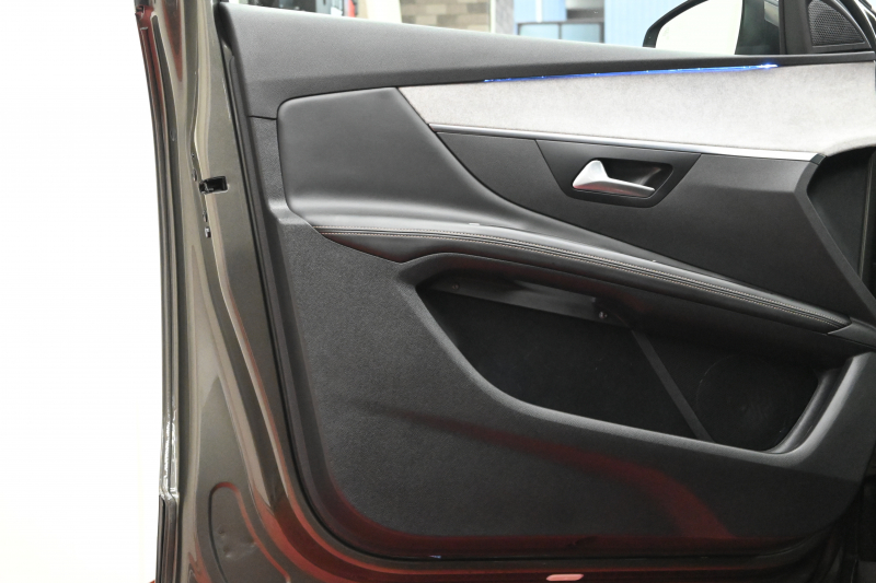 プジョー 3008 GT ﾌﾞﾙｰHDi ﾌｧｰｽﾄｸﾗｽPKG　Pｽﾀ ACC ﾅｯﾊﾟﾚｻﾞｰ ﾊﾟﾉﾗﾏSR 純正ﾀｯﾁｽｸﾘｰﾝ CarPlay ADVｺﾝﾄﾛｰﾙ I-COCKPIT 純正18ｲﾝﾁAW LEDﾗｲﾄ ｱﾝﾋﾞｴﾝｽﾗｲﾄ　2年保証付