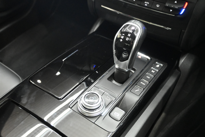 マセラティ ギブリ S ｸﾞﾗﾝｽﾎﾟｰﾂ ﾄﾞﾗｲﾊﾞｰｽﾞｱｼｽﾀﾝｽ&ﾂｰﾘﾝｸﾞP　ACC BSM LKA 黒革 ｻﾝﾙｰﾌ 8.4ｲﾝﾁMTC+ CarPlay 自動ﾄﾗﾝｸ 20ｲﾝﾁｳﾗｰﾉAW ｽｶｲﾌｯｸｻｽ 　2年保証付