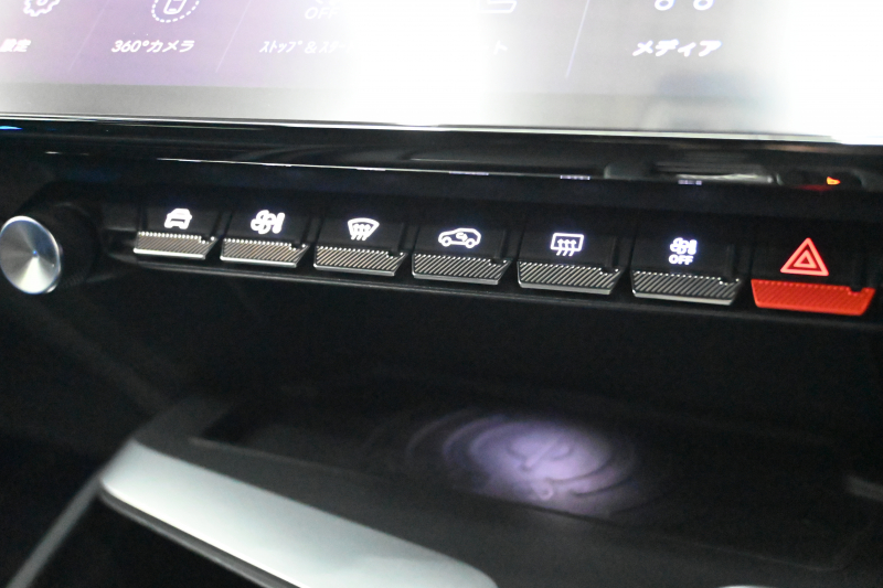 プジョー 308 GTﾌﾞﾙｰHDi　1ｵｰﾅｰ ACC Pｽﾀ ECO ﾊｰﾌ革 純正ﾀｯﾁｽｸﾘｰﾝ ﾅﾋﾞ CarPlay 360ｶﾒﾗ ﾏﾄﾘｸｽLEDﾗｲﾄ　2年保証付