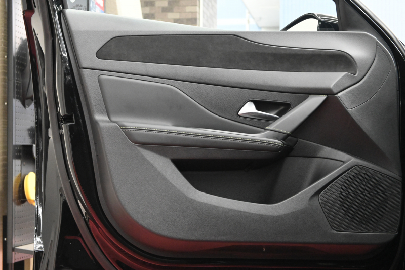 プジョー 308 GTﾌﾞﾙｰHDi　1ｵｰﾅｰ ACC Pｽﾀ ECO ﾊｰﾌ革 純正ﾀｯﾁｽｸﾘｰﾝ ﾅﾋﾞ CarPlay 360ｶﾒﾗ ﾏﾄﾘｸｽLEDﾗｲﾄ　2年保証付