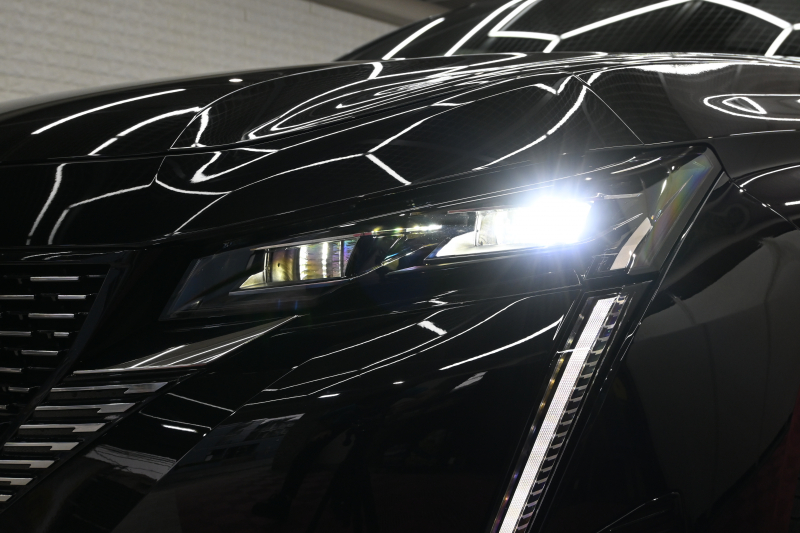 プジョー 308 GTﾌﾞﾙｰHDi　1ｵｰﾅｰ ACC Pｽﾀ ECO ﾊｰﾌ革 純正ﾀｯﾁｽｸﾘｰﾝ ﾅﾋﾞ CarPlay 360ｶﾒﾗ ﾏﾄﾘｸｽLEDﾗｲﾄ　2年保証付