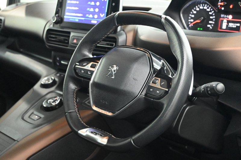 プジョー リフター GT　Pｽﾀ ACC ECO 専用ｼｰﾄ ﾊﾟﾉﾗﾏR 純正ﾀｯﾁｽｸﾘｰﾝ CarPlay Bｶﾒﾗ 純正17ｲﾝﾁAW ｱｸﾃｨﾌﾞｾｰﾌﾃｨﾌﾞﾚｰｷ　2年保証付