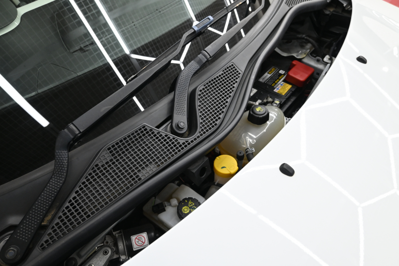 ルノー トゥインゴ ｲﾝﾃﾝｽ　正規D車 ECO機能 ｸﾙｺﾝ 専用ﾚｻﾞｰ調×ﾌｧﾌﾞﾘｯｸｼｰﾄ ｼｰﾄﾋｰﾀｰ 純正ﾀｯﾁｽｸﾘｰﾝ CarPlay Bｶﾒﾗ 16ｲﾝﾁｱﾛｲﾎｲｰﾙ　2年保証付