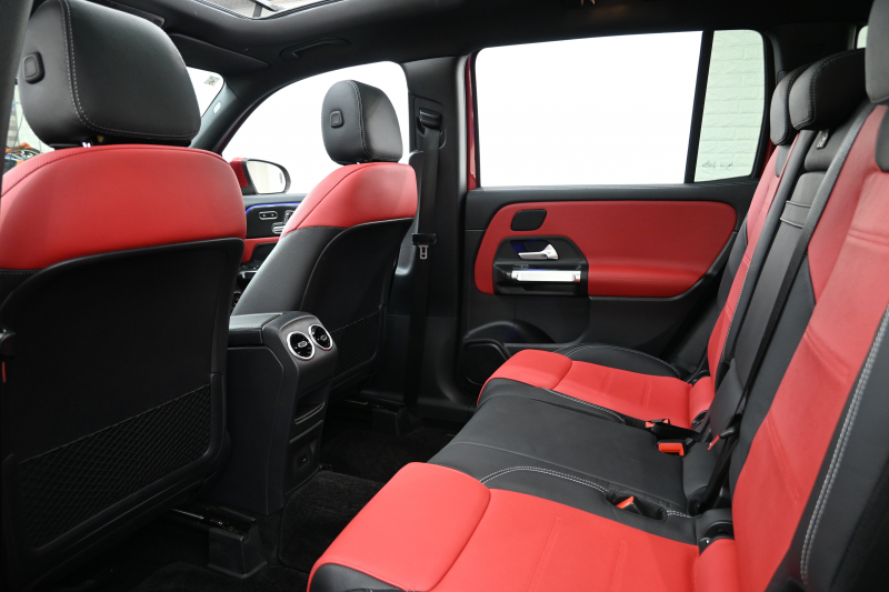 AMG GLB GLB35 4MATIC AMGﾊﾟﾌｫｰﾏﾝｽ&ｱﾄﾞﾊﾞﾝｽﾄﾞPKG　正規D車 OPｶﾗｰ ﾚｰﾀﾞｰSP ACC 黒×赤革 ｼｰﾄﾋｰﾀｰ&ﾍﾞﾝﾁﾚｰﾀｰ ﾊﾟﾉﾗﾏSR MBUXﾅﾋﾞTV ﾌﾙｾｸﾞ ﾍｯﾄﾞｱｯﾌﾟD 360ｶﾒﾗ AMG19ｲﾝﾁAW　2年保証付