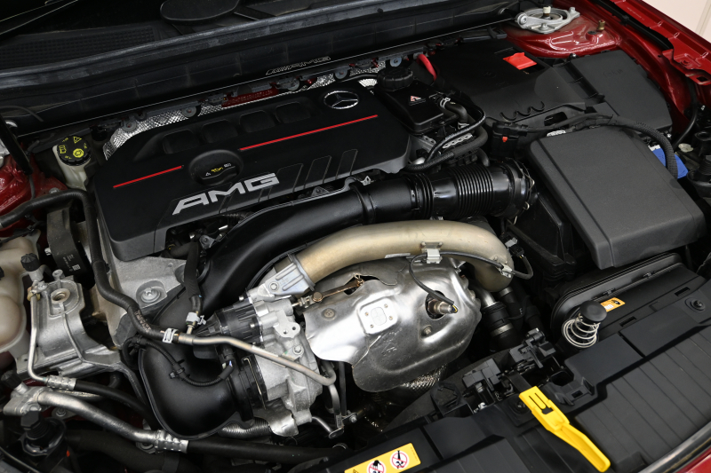 AMG GLB GLB35 4MATIC AMGﾊﾟﾌｫｰﾏﾝｽ&ｱﾄﾞﾊﾞﾝｽﾄﾞPKG　正規D車 OPｶﾗｰ ﾚｰﾀﾞｰSP ACC 黒×赤革 ｼｰﾄﾋｰﾀｰ&ﾍﾞﾝﾁﾚｰﾀｰ ﾊﾟﾉﾗﾏSR MBUXﾅﾋﾞTV ﾌﾙｾｸﾞ ﾍｯﾄﾞｱｯﾌﾟD 360ｶﾒﾗ AMG19ｲﾝﾁAW　2年保証付