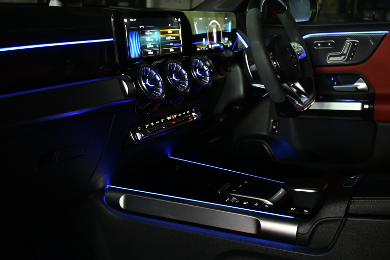 AMG GLB GLB35 4MATIC AMGﾊﾟﾌｫｰﾏﾝｽ&ｱﾄﾞﾊﾞﾝｽﾄﾞPKG　正規D車 OPｶﾗｰ ﾚｰﾀﾞｰSP ACC 黒×赤革 ｼｰﾄﾋｰﾀｰ&ﾍﾞﾝﾁﾚｰﾀｰ ﾊﾟﾉﾗﾏSR MBUXﾅﾋﾞTV ﾌﾙｾｸﾞ ﾍｯﾄﾞｱｯﾌﾟD 360ｶﾒﾗ AMG19ｲﾝﾁAW　2年保証付