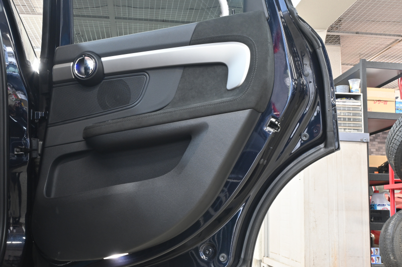 MINI(ミニ) ミニクロスオーバー ｸｰﾊﾟｰSD ｵｰﾙ4　MINI YOURS TRIM Pｽﾀ ECO ACC 黒革 ｼｰﾄﾋｰﾀｰ 純正ﾅﾋﾞ ｱﾝﾋﾞｴﾝﾄﾗｲﾄ ﾎﾞﾝﾈｯﾄｽﾄﾗｲﾌﾟ 純正19ｲﾝﾁAW 2年保証