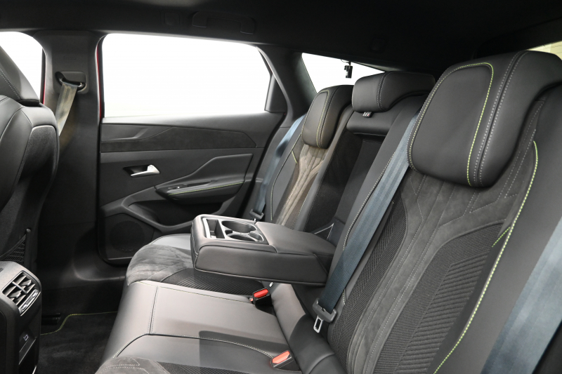 プジョー 308 SW GT ﾌﾞﾙｰHDi　ACC BSM ﾊｰﾌﾚｻﾞｰ ﾊﾟﾉﾗﾏSR 純正ﾅﾋﾞ CarPlay i-Connect 360ｶﾒﾗ LEDﾍｯﾄﾞﾗｲﾄ 純正18AW　2年保証付