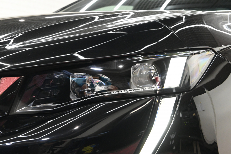 プジョー 508 508 SW GT ﾌﾞﾙｰHDi　ﾌﾙOP ACC ｱｸﾃｨﾌﾞｾｰﾌﾌﾞﾚｰｷ ﾅｲﾄﾋﾞｼﾞｮﾝ 黒革 ｼｰﾄﾋｰﾀｰ ﾊﾟﾉﾗﾏSR 純正ﾅﾋﾞTV ﾌﾙｾｸﾞ CarPlay 360ﾋﾞｼﾞｮﾝ FOCALｽﾋﾟｰｶｰ ｵｰﾄﾄﾗﾝｸ 純正18ｲﾝﾁAW　2年保証付