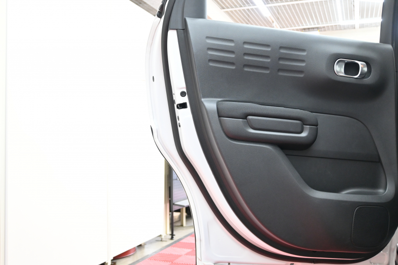 シトロエン C3 ｴｱｸﾛｽSUV ｵﾚﾝｼﾞ　1ｵｰﾅｰ 後期ﾓﾃﾞﾙ Pｽﾀ ｸﾙｺﾝ ECO ｱｸﾃﾞｨﾌﾞｾｰﾌﾌﾞﾚｰｷ 専用ｼｰﾄ 純正ﾀｯﾁｽｸﾘｰﾝ CarPlay Bｶﾒﾗ LEDﾍｯﾄﾞﾗｲﾄ 純正16AW　2年保証付