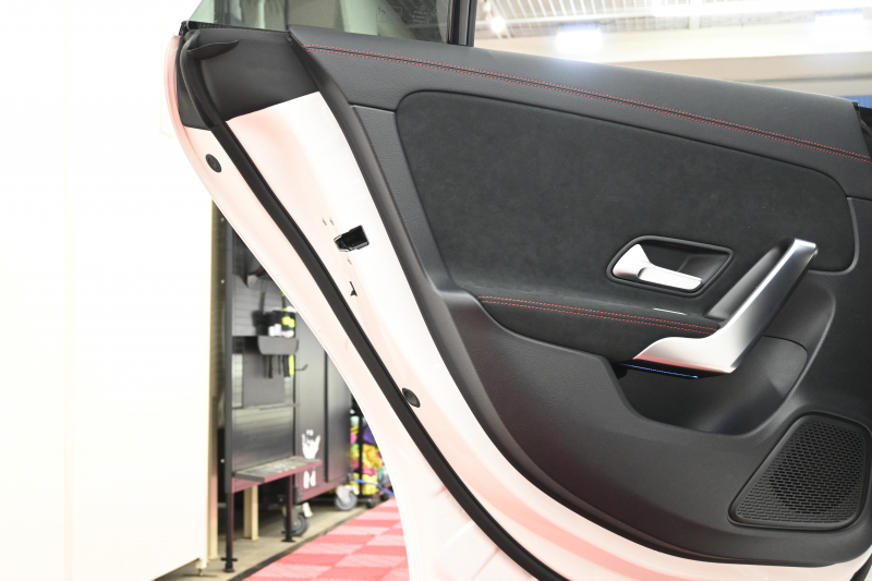 メルセデスベンツ CLAクラス CLA200d ｼｭｰﾃｨﾝｸﾞB AMGﾗｲﾝPKG　1ｵｰﾅｰ 後期ﾓﾃﾞﾙ ACC Pｽﾀ 黒半革 MBUXﾅﾋﾞ ﾌﾙｾｸﾞTV 360ｶﾒﾗ ｱﾝﾋﾞｴﾝﾄﾗｲﾄ AMG19ｲﾝﾁAW ﾏﾙﾁﾋﾞｰﾑLED　新車保証継承可