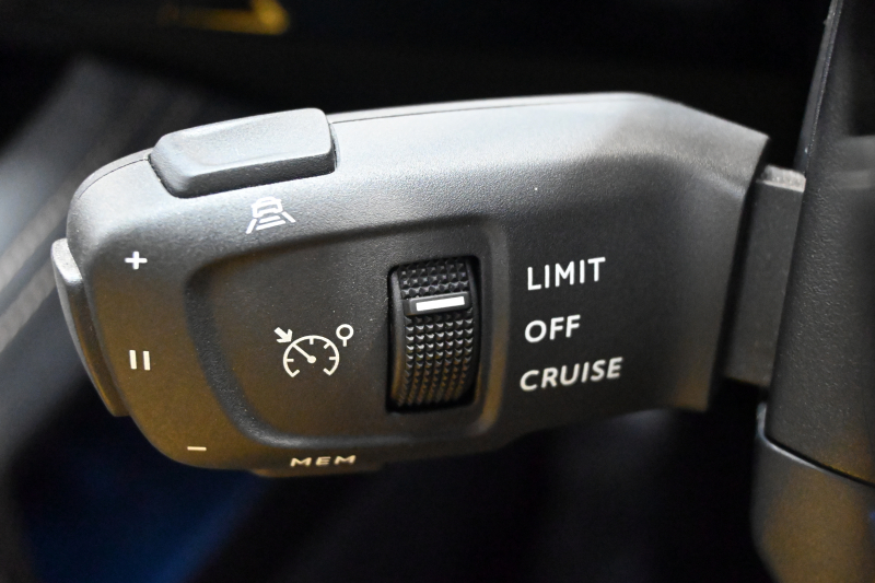 プジョー 508 GT BIUE HDI 　Pｽﾀ ECO ACC ﾌﾞﾗｲﾝﾄﾞｽﾎﾟｯﾄ ﾊﾟﾉﾗﾏSR 純正ﾅﾋﾞTV ｶｰﾌﾟﾚｲ FOCAL ｱﾝﾋﾞｴﾝｽﾗｲﾄ ｱｸﾃｨﾌﾞｻｽ 純正18AW　2年保証