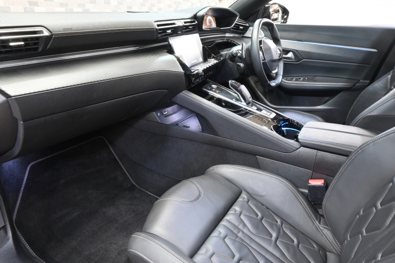 プジョー 508 GT BIUE HDI 　Pｽﾀ ECO ACC ﾌﾞﾗｲﾝﾄﾞｽﾎﾟｯﾄ ﾊﾟﾉﾗﾏSR 純正ﾅﾋﾞTV ｶｰﾌﾟﾚｲ FOCAL ｱﾝﾋﾞｴﾝｽﾗｲﾄ ｱｸﾃｨﾌﾞｻｽ 純正18AW　2年保証