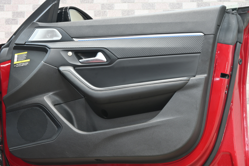 プジョー 508 GT BIUE HDI 　Pｽﾀ ECO ACC ﾌﾞﾗｲﾝﾄﾞｽﾎﾟｯﾄ ﾊﾟﾉﾗﾏSR 純正ﾅﾋﾞTV ｶｰﾌﾟﾚｲ FOCAL ｱﾝﾋﾞｴﾝｽﾗｲﾄ ｱｸﾃｨﾌﾞｻｽ 純正18AW　2年保証