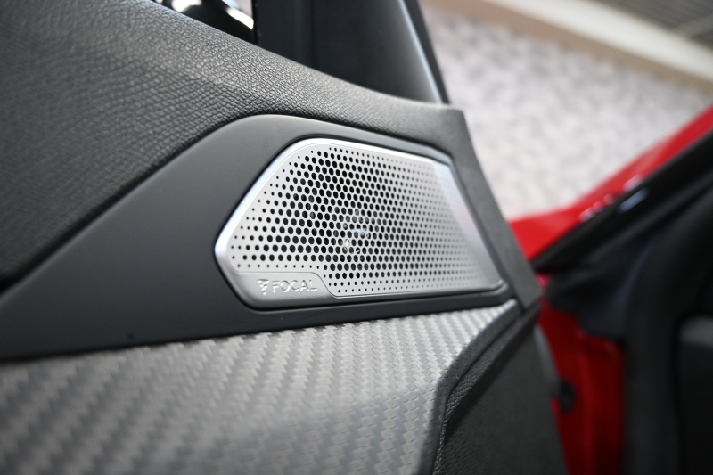 プジョー 508 GT BIUE HDI 　Pｽﾀ ECO ACC ﾌﾞﾗｲﾝﾄﾞｽﾎﾟｯﾄ ﾊﾟﾉﾗﾏSR 純正ﾅﾋﾞTV ｶｰﾌﾟﾚｲ FOCAL ｱﾝﾋﾞｴﾝｽﾗｲﾄ ｱｸﾃｨﾌﾞｻｽ 純正18AW　2年保証