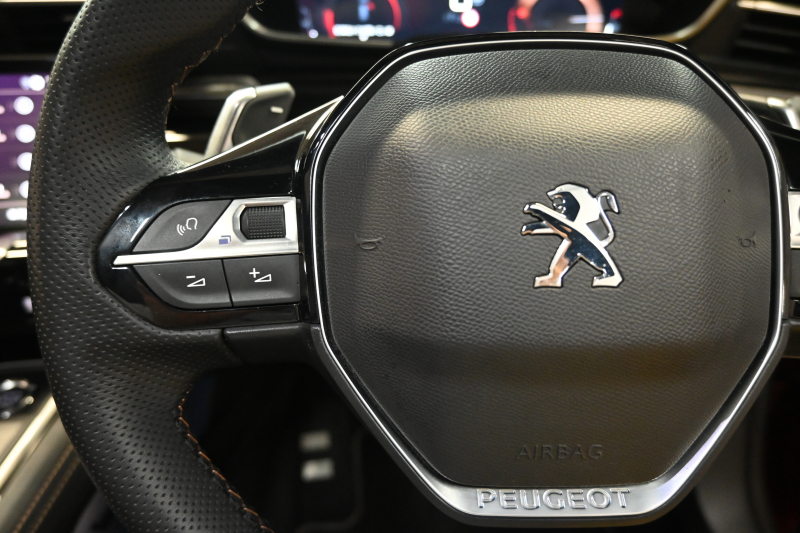 プジョー 508 GT BIUE HDI 　Pｽﾀ ECO ACC ﾌﾞﾗｲﾝﾄﾞｽﾎﾟｯﾄ ﾊﾟﾉﾗﾏSR 純正ﾅﾋﾞTV ｶｰﾌﾟﾚｲ FOCAL ｱﾝﾋﾞｴﾝｽﾗｲﾄ ｱｸﾃｨﾌﾞｻｽ 純正18AW　2年保証