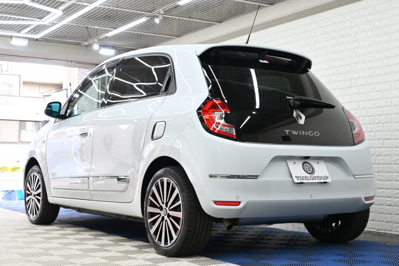 ルノー トゥインゴ ｲﾝﾃﾝｽ ﾘﾐﾃ　140台限定特別仕様 ECO機能 ｸﾙｺﾝ 専用ﾚｻﾞｰ調ｼｰﾄ ｼｰﾄﾋｰﾀｰ 純正ﾀｯﾁｽｸﾘｰﾝ CarPlay Bｶﾒﾗ 16ｲﾝﾁｱﾛｲﾎｲｰﾙ　2年保証付