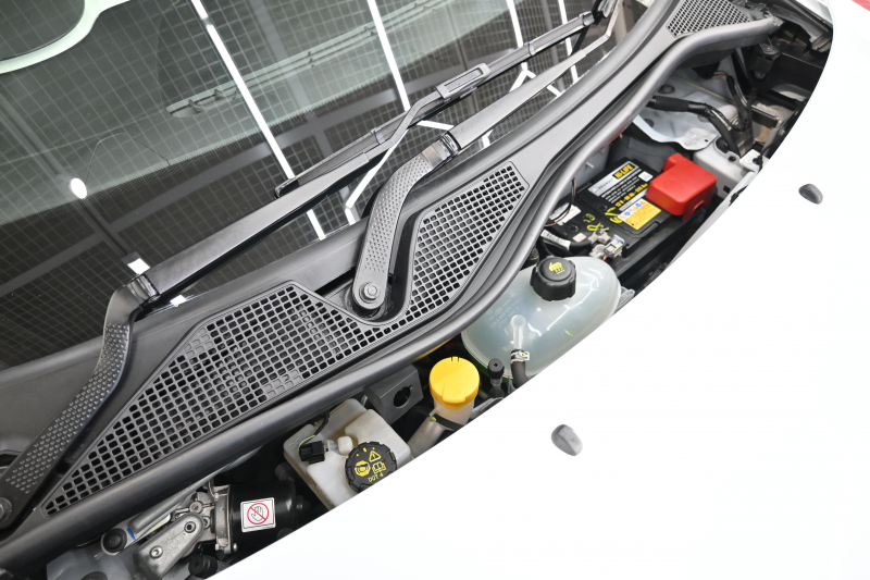 ルノー トゥインゴ ｲﾝﾃﾝｽ ﾘﾐﾃ　140台限定特別仕様 ECO機能 ｸﾙｺﾝ 専用ﾚｻﾞｰ調ｼｰﾄ ｼｰﾄﾋｰﾀｰ 純正ﾀｯﾁｽｸﾘｰﾝ CarPlay Bｶﾒﾗ 16ｲﾝﾁｱﾛｲﾎｲｰﾙ　2年保証付