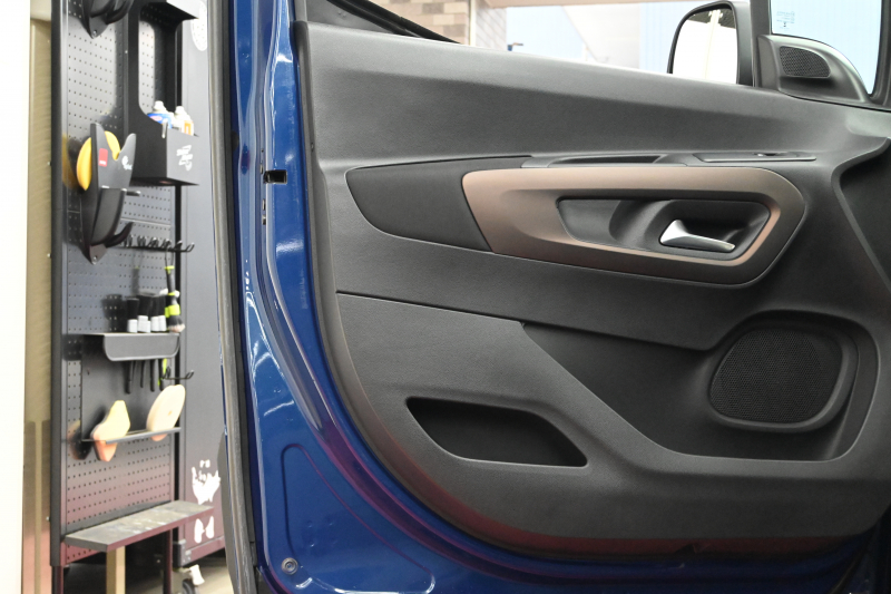 プジョー リフター GT　Pｽﾀ ACC ECO 専用ｼｰﾄ ﾊﾟﾉﾗﾏR 純正ﾀｯﾁｽｸﾘｰﾝ CarPlay Bｶﾒﾗ 17ｲﾝﾁAW ｱｸﾃｨﾌﾞｾｰﾌﾃｨﾌﾞﾚｰｷ　2年保証付