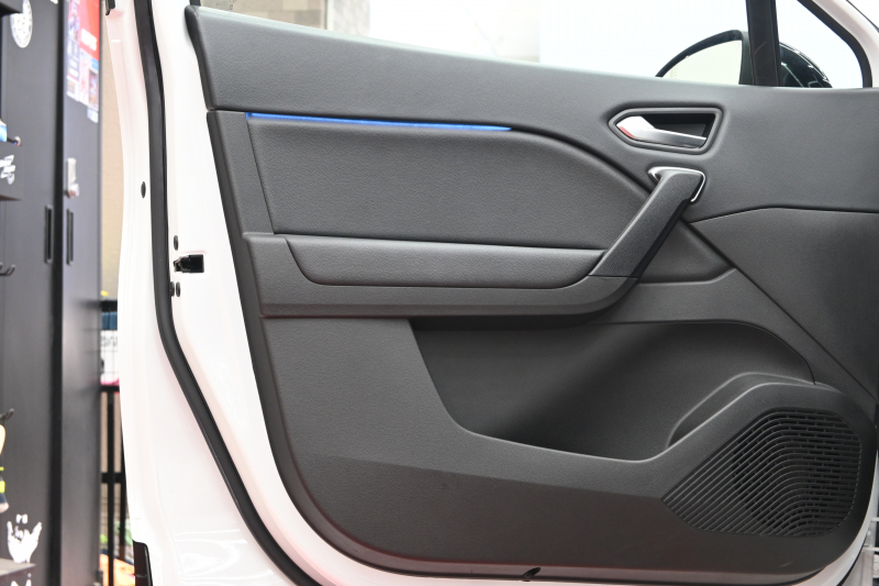 ルノー キャプチャー ｲﾝﾃﾝｽ ﾃｯｸﾊﾟｯｸ　Pｽﾀ ACC ECO ｱｸﾃｨﾌﾞﾌﾞﾚｰｷ 黒革 ｼｰﾄﾋｰﾀｰ BTｵｰﾃﾞｨｵ CarPlay 純正18ｲﾝﾁAW ﾌﾞﾗｲﾝﾄﾞｽﾎﾟｯﾄﾓﾆﾀｰ LEDﾗｲﾄ 　2年保証付