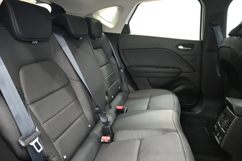 ルノー キャプチャー ｲﾝﾃﾝｽ ﾃｯｸﾊﾟｯｸ　Pｽﾀ ACC ECO ｱｸﾃｨﾌﾞﾌﾞﾚｰｷ 黒革 ｼｰﾄﾋｰﾀｰ BTｵｰﾃﾞｨｵ CarPlay 純正18ｲﾝﾁAW ﾌﾞﾗｲﾝﾄﾞｽﾎﾟｯﾄﾓﾆﾀｰ LEDﾗｲﾄ 　2年保証付