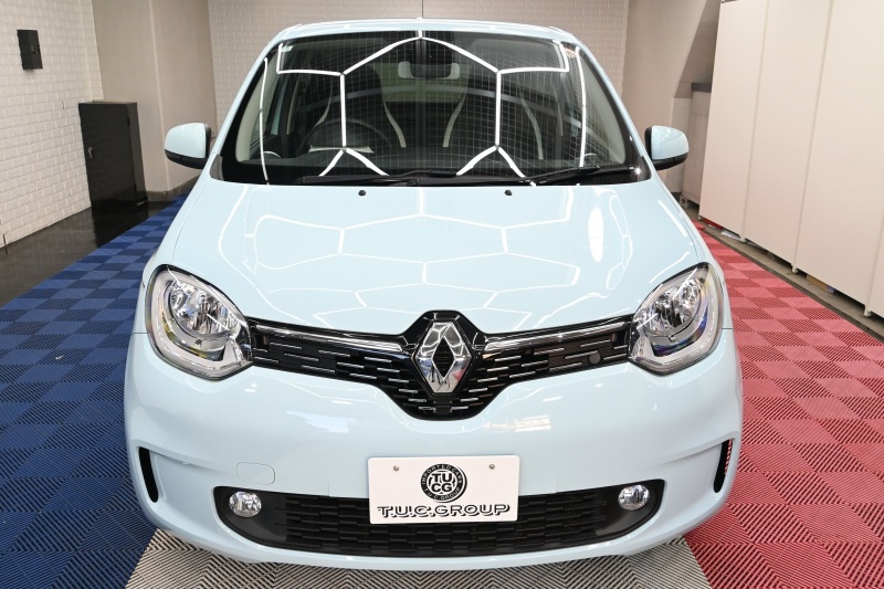 ルノー トゥインゴ ｲﾝﾃﾝｽ　正規D車 ECO機能 ｸﾙｺﾝ 専用ﾚｻﾞｰ調×ﾌｧﾌﾞﾘｯｸｼｰﾄ ｼｰﾄﾋｰﾀｰ 純正ﾀｯﾁｽｸﾘｰﾝ CarPlay Bｶﾒﾗ 16ｲﾝﾁｱﾛｲﾎｲｰﾙ　2年保証付