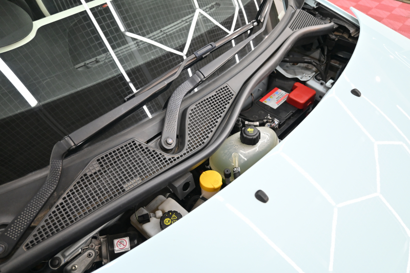 ルノー トゥインゴ ｲﾝﾃﾝｽ　正規D車 ECO機能 ｸﾙｺﾝ 専用ﾚｻﾞｰ調×ﾌｧﾌﾞﾘｯｸｼｰﾄ ｼｰﾄﾋｰﾀｰ 純正ﾀｯﾁｽｸﾘｰﾝ CarPlay Bｶﾒﾗ 16ｲﾝﾁｱﾛｲﾎｲｰﾙ　2年保証付