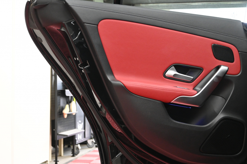 メルセデスベンツ CLAクラス CLA200d AMGﾗｲﾝ ﾚｻﾞｰｴｸｽｸﾙｰｼﾌﾞ&ｱﾄﾞﾊﾞﾝｽﾄﾞPKG　ﾚｰﾀﾞｰP ACC Pｽﾀ ECO 黒赤革 ﾊﾟﾉﾗﾏSR MBUXﾅﾋﾞ ﾌﾙｾｸﾞ 360ｶﾒﾗ 純正18ｲﾝﾁAW LEDﾗｲﾄ ﾍｯﾄﾞｱｯﾌﾟD　2年保証付