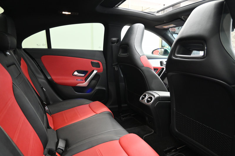 メルセデスベンツ CLAクラス CLA200d AMGﾗｲﾝ ﾚｻﾞｰｴｸｽｸﾙｰｼﾌﾞ&ｱﾄﾞﾊﾞﾝｽﾄﾞPKG　ﾚｰﾀﾞｰP ACC Pｽﾀ ECO 黒赤革 ﾊﾟﾉﾗﾏSR MBUXﾅﾋﾞ ﾌﾙｾｸﾞ 360ｶﾒﾗ 純正18ｲﾝﾁAW LEDﾗｲﾄ ﾍｯﾄﾞｱｯﾌﾟD　2年保証付