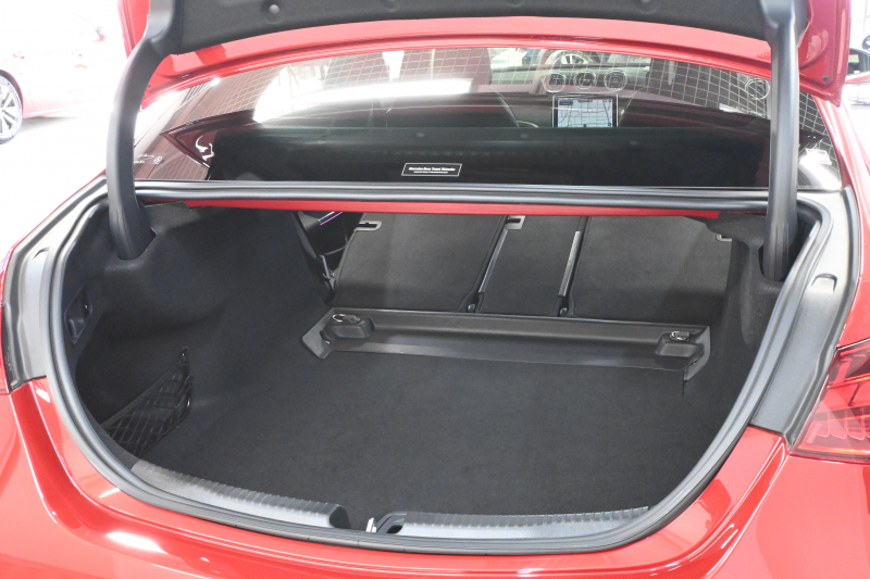 メルセデスベンツ Cクラス C220d ｱﾊﾞﾝｷﾞｬﾙﾄﾞ ﾚｻﾞｰEX&RSP　Pｽﾀ ECO ACC 黒革 純正ﾅﾋﾞ ﾌﾙｾｸﾞ Carplay AMGｴｱﾛ&18AW LEDﾗｲﾄ ﾍｯﾄﾞｱｯﾌﾟD　2年保証付