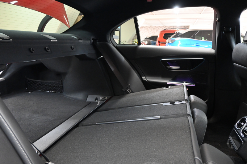 メルセデスベンツ Cクラス C220d ｱﾊﾞﾝｷﾞｬﾙﾄﾞ ﾚｻﾞｰEX&RSP　Pｽﾀ ECO ACC 黒革 純正ﾅﾋﾞ ﾌﾙｾｸﾞ Carplay AMGｴｱﾛ&18AW LEDﾗｲﾄ ﾍｯﾄﾞｱｯﾌﾟD　2年保証付