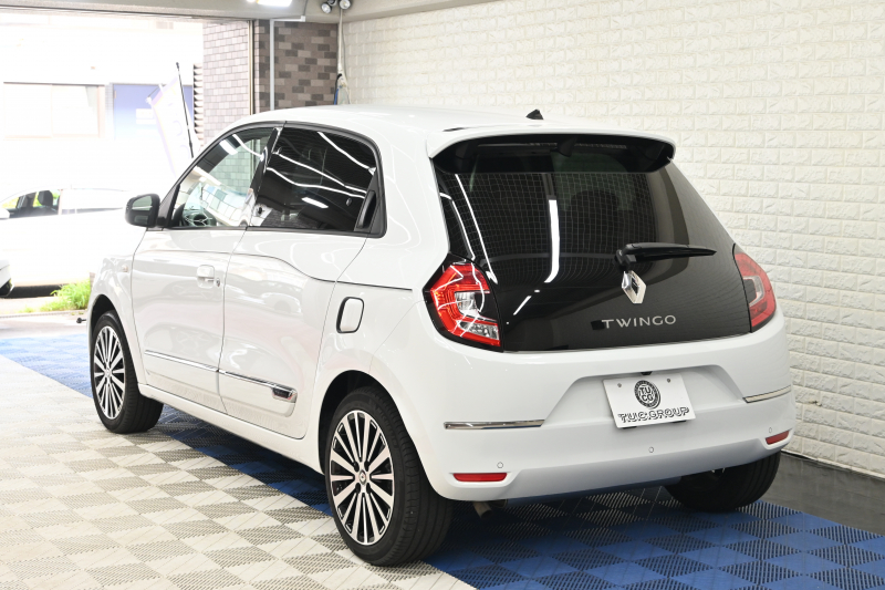 ルノー トゥインゴ ｲﾝﾃﾝｽ　正規D車 1ｵｰﾅｰ ECO機能 ｸﾙｺﾝ 専用ﾚｻﾞｰ調×ﾌｧﾌﾞﾘｯｸｼｰﾄ ｼｰﾄﾋｰﾀｰ 純正ﾀｯﾁｽｸﾘｰﾝ CarPlay Bｶﾒﾗ 16ｲﾝﾁｱﾛｲﾎｲｰﾙ LEDﾍｯﾄﾞﾗｲﾄﾊﾞﾙﾌﾞ　2年保証付
