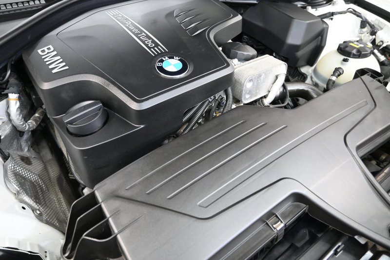 BMW 4シリーズ 420i ｸﾞﾗﾝｸｰﾍﾟ Mｽﾎﾟｰﾂ　ACC 黒革 ｼｰﾄﾋｰﾀｰ ｻﾝﾙｰﾌ 純正iDriveﾅﾋﾞ Bｶﾒﾗ Bluetooth 純正19ｲﾝﾁAW 自動ﾄﾗﾝｸ ｱﾀﾞﾌﾟﾃｨﾌﾞLEDﾍｯﾄﾞﾗｲﾄ　2年保証付