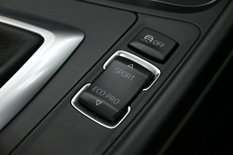 BMW 4シリーズ 420i ｸﾞﾗﾝｸｰﾍﾟ Mｽﾎﾟｰﾂ　ACC 黒革 ｼｰﾄﾋｰﾀｰ ｻﾝﾙｰﾌ 純正iDriveﾅﾋﾞ Bｶﾒﾗ Bluetooth 純正19ｲﾝﾁAW 自動ﾄﾗﾝｸ ｱﾀﾞﾌﾟﾃｨﾌﾞLEDﾍｯﾄﾞﾗｲﾄ　2年保証付