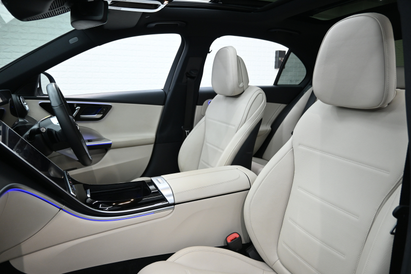 メルセデスベンツ Cクラス C200 AVG ﾚｻﾞｰｴｸｽｸﾙｰｼﾌﾞ　ACC Pｽﾀ ECO ﾍﾞｰｼﾞｭ革 ﾊﾟﾉﾗﾏSR MBUXﾅﾋﾞTV 360ｶﾒﾗ CarPlay 純正17ｲﾝﾁAW ﾏﾙﾁﾋﾞｰﾑLED ｱﾝﾋﾞｴﾝﾄﾗｲﾄ　2年保証付