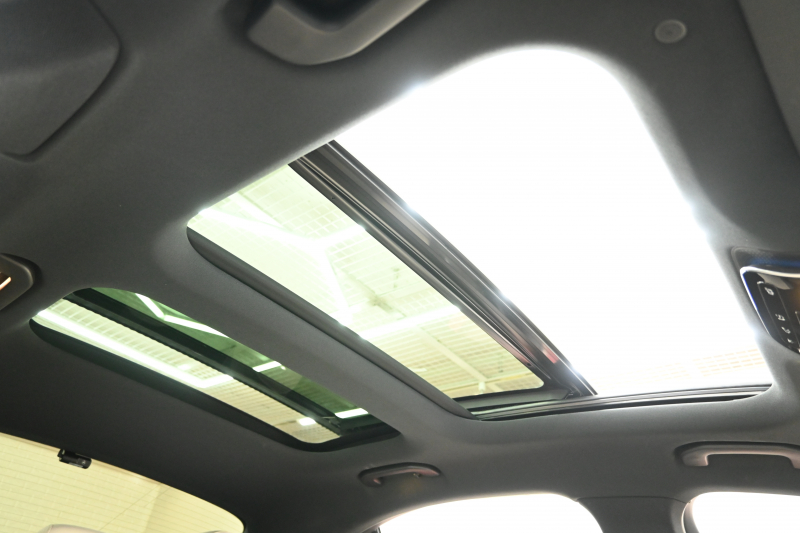 メルセデスベンツ Cクラス C200 AVG ﾚｻﾞｰｴｸｽｸﾙｰｼﾌﾞ　ACC Pｽﾀ ECO ﾍﾞｰｼﾞｭ革 ﾊﾟﾉﾗﾏSR MBUXﾅﾋﾞTV 360ｶﾒﾗ CarPlay 純正17ｲﾝﾁAW ﾏﾙﾁﾋﾞｰﾑLED ｱﾝﾋﾞｴﾝﾄﾗｲﾄ　2年保証付