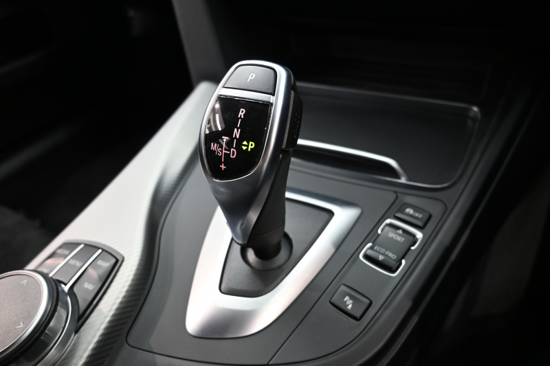 BMW 4シリーズ 420i ｸﾞﾗﾝｸｰﾍﾟ Mｽﾎﾟｰﾂ　後期LCI ACC LCW 専用ｼｰﾄ ｼｰﾄﾋｰﾀｰ 純正iDriveﾅﾋﾞTV ﾌﾙｾｸﾞ Bｶﾒﾗ Bluetooth 純正18ｲﾝﾁAW 自動ﾄﾗﾝｸ LEDﾍｯﾄﾞﾗｲﾄ　2年保証付